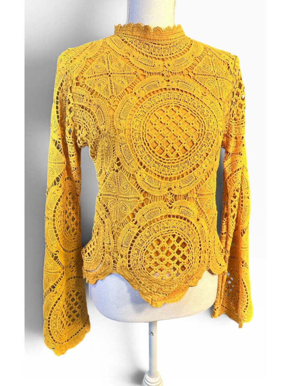 Ultra Pink Yellow Lace Blouse NWT - Size Large*runs small